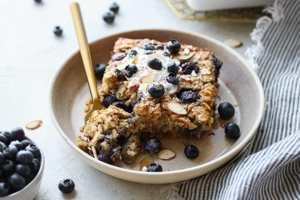 Healthy Blueberry Baked Oatmeal
